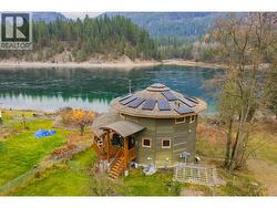 810A 16th Avenue Genelle, BC V0G 1G0