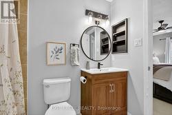 Main Bath - 4 Piece - 