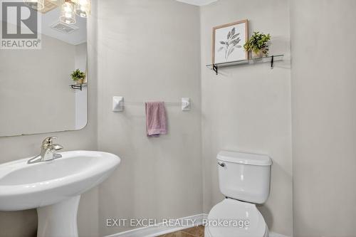 Bath - 2 Piece - 206 Keltie Private, Ottawa, ON - Indoor Photo Showing Bathroom