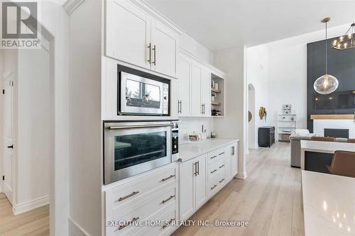 769 Mud Street E, Hamilton, ON - Indoor Photo Showing Kitchen