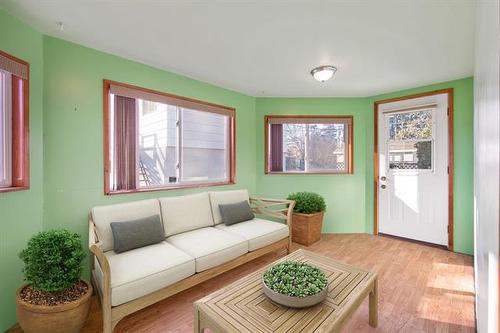 414 Moody Ave, Selkirk, MB 