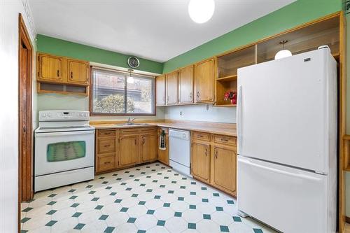 414 Moody Ave, Selkirk, MB 