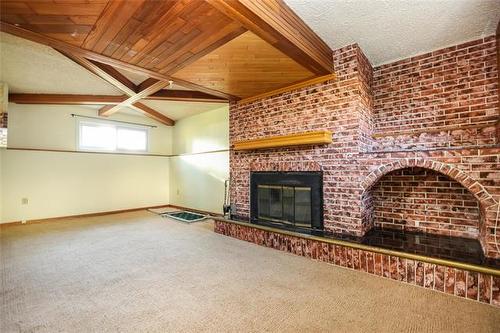 71 Sanderson Ave, Winnipeg, MB 