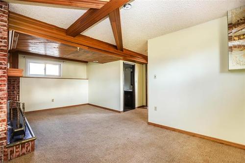 71 Sanderson Ave, Winnipeg, MB 