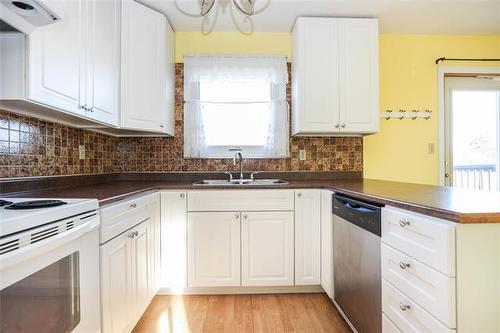 71 Sanderson Ave, Winnipeg, MB 