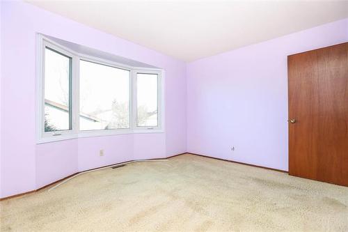 71 Sanderson Ave, Winnipeg, MB 