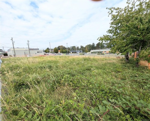 310 11Th St, Courtenay, BC 