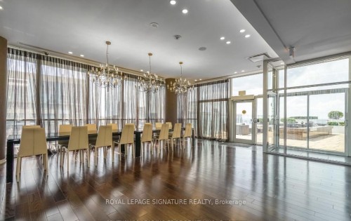 Ph3507-223 Webb Drive, Mississauga, ON - Indoor Photo Showing Other Room