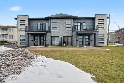 724 Rue des Des Carrières  Saint-Jean-Sur-Richelieu, QC J3B 2N8