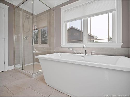 75 Shiajan Cres, Moncton, NB 