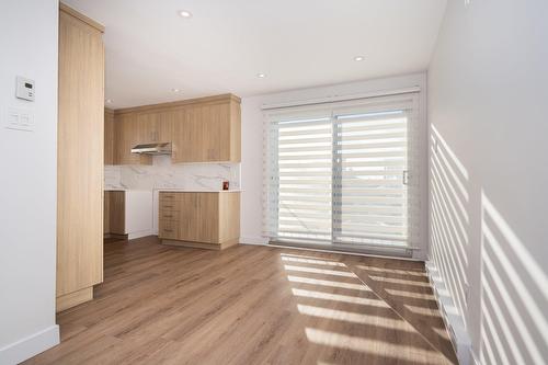 Coin-repas - 1012 100E Avenue, Laval (Chomedey), QC - Indoor Photo Showing Other Room