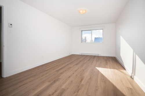 Bedroom - 1012 100E Avenue, Laval (Chomedey), QC - Indoor Photo Showing Other Room