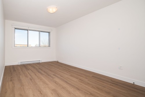 Bedroom - 1012 100E Avenue, Laval (Chomedey), QC - Indoor Photo Showing Other Room