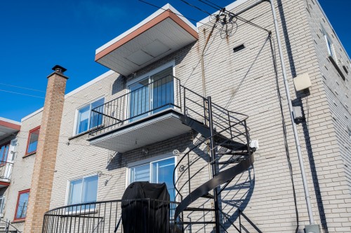 Back of Structure - 1012 100E Avenue, Laval (Chomedey), QC - Outdoor