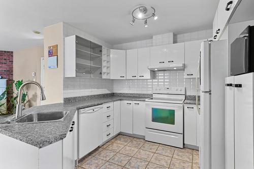 Cuisine - 106-102 Crois. Richelieu, Châteauguay, QC - Indoor Photo Showing Kitchen