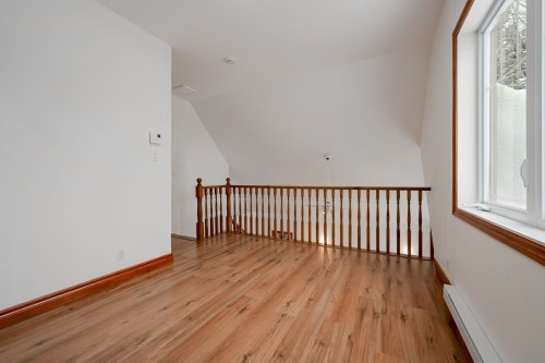 Boudoir - 351 Ch. De Bondville, Lac-Brome, QC - Indoor Photo Showing Other Room