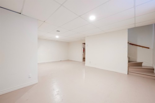 Salle familiale - 351 Ch. De Bondville, Lac-Brome, QC - Indoor Photo Showing Other Room