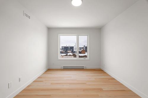 Chambre à coucher principale - Rue Dugas, Québec (Beauport), QC - Indoor Photo Showing Other Room