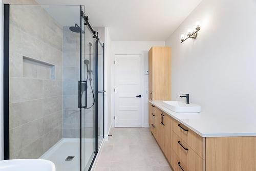 Salle de bains - Rue Dugas, Québec (Beauport), QC - Indoor Photo Showing Bathroom