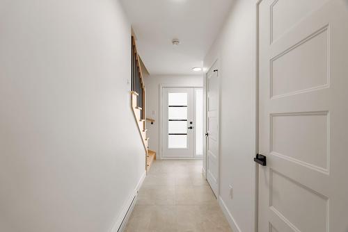 Hall d'entrée/Vestibule - Rue Dugas, Québec (Beauport), QC - Indoor Photo Showing Other Room