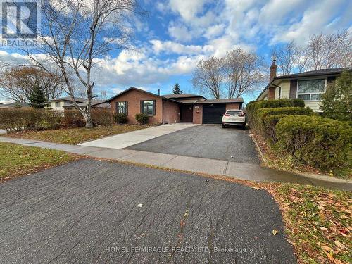 Uppers - Exclude Basement - 7043 Bonnie Street, Niagara Falls, ON - Outdoor