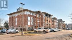 19 Waterford Dr. Guelph, ON N1L 0J1 (Unit 103) - 
