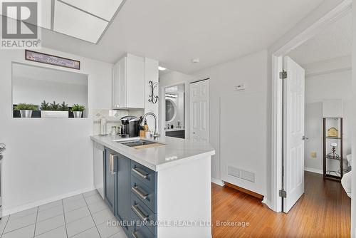 2009 - 7 Concorde Place, Toronto, ON - Indoor Photo Showing Kitchen