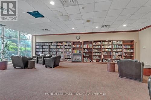 2009 - 7 Concorde Place, Toronto, ON - Indoor Photo Showing Other Room