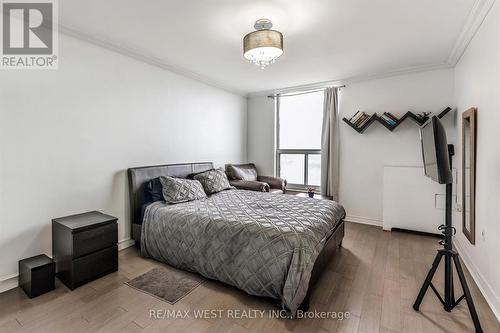 904 - 130 Neptune Drive, Toronto, ON - Indoor Photo Showing Bedroom