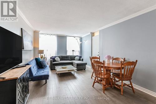 904 - 130 Neptune Drive, Toronto, ON - Indoor