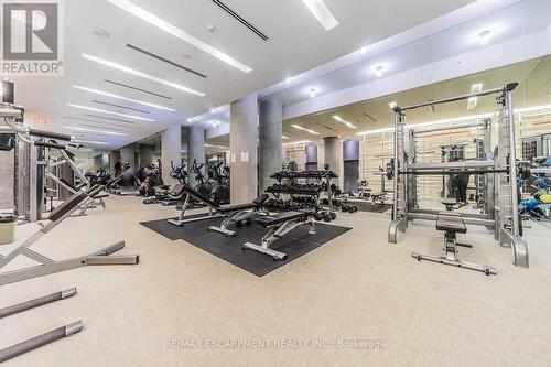 1809 - 15 Grenville Street N, Toronto, ON - Indoor Photo Showing Gym Room