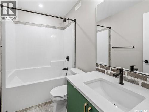 4748 Ferndale Crescent, Regina, SK - Indoor Photo Showing Bathroom