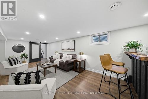 749 Spillsbury Drive, Peterborough (Otonabee Ward 1), ON - Indoor