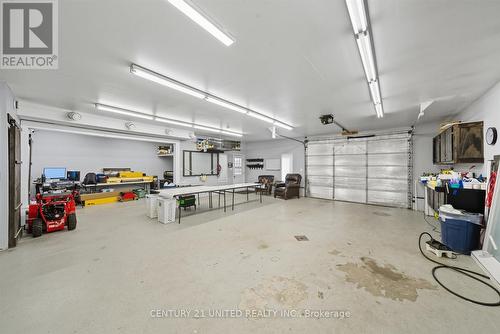 749 Spillsbury Drive, Peterborough (Otonabee Ward 1), ON - Indoor Photo Showing Garage