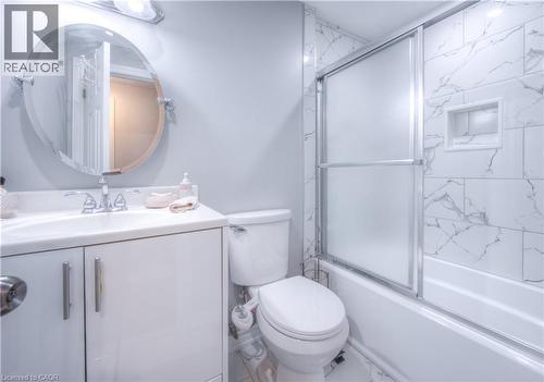 74 Markwood Drive, Kitchener, ON - Indoor Photo Showing Bathroom