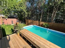 Sparkling above-ground pool - 