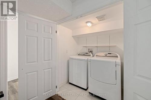 1942 Wateroak Drive, London North (North S), ON - Indoor Photo Showing Laundry Room