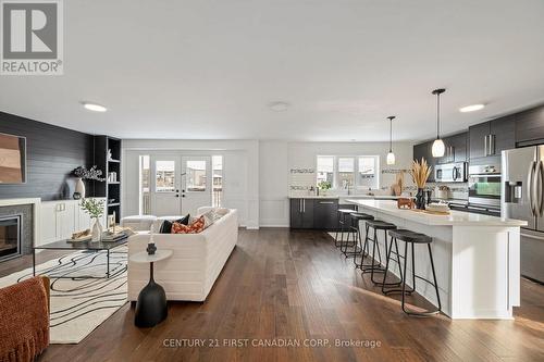 1942 Wateroak Drive, London North (North S), ON - Indoor Photo Showing Kitchen With Fireplace With Upgraded Kitchen