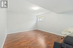 Lower level bedroom - 