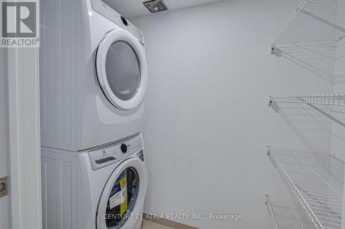 28 Turtle Island Road, Toronto, ON - Indoor Photo Showing Laundry Room