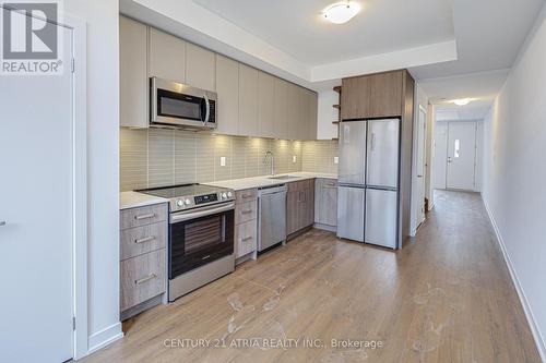 28 Turtle Island Road, Toronto, ON - Indoor Photo Showing Kitchen With Upgraded Kitchen