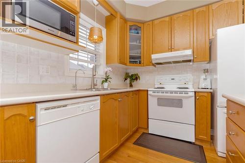 6941 Haines Artist Way, Mississauga, ON - Indoor Photo Showing Kitchen