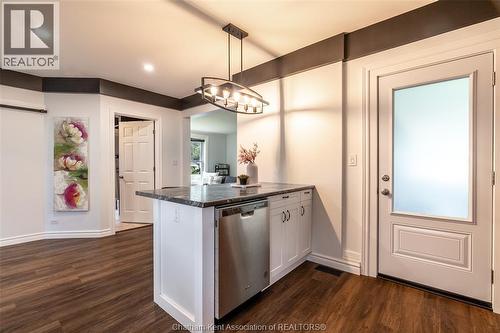 21 Alice Street, Thamesville, ON - Indoor Photo Showing Kitchen