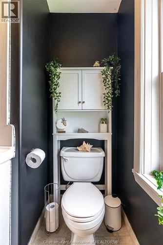 21 Alice Street, Thamesville, ON - Indoor Photo Showing Bathroom