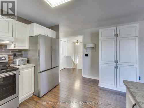 71 61St Street S, Wasaga Beach, ON - Indoor Photo Showing Kitchen