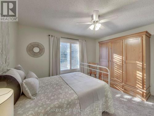 71 61St Street S, Wasaga Beach, ON - Indoor Photo Showing Bedroom
