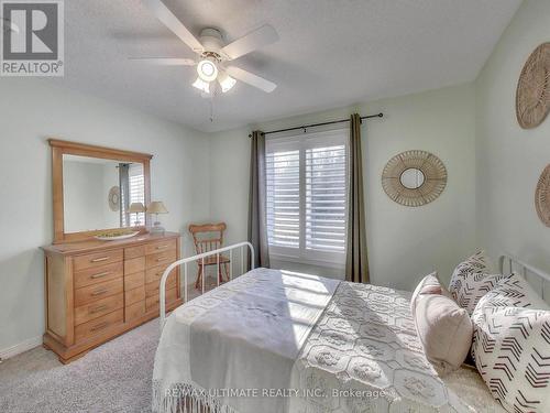 71 61St Street S, Wasaga Beach, ON - Indoor Photo Showing Bedroom