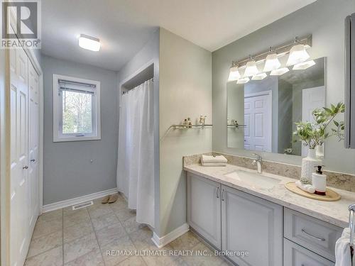 71 61St Street S, Wasaga Beach, ON - Indoor Photo Showing Bathroom