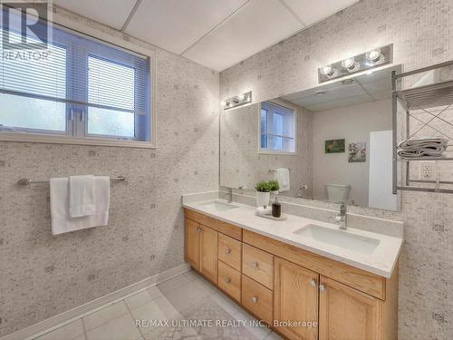 71 61St Street S, Wasaga Beach, ON - Indoor Photo Showing Bathroom