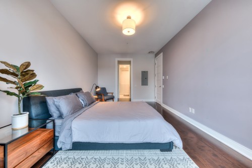 Master Bedroom - 606-2480 Rue Des Nations, Montréal (Saint-Laurent), QC - Indoor Photo Showing Bedroom